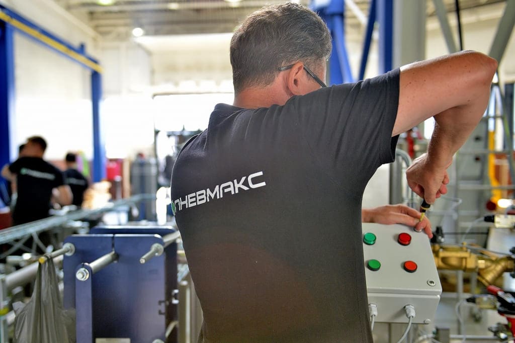 Специалисты технической поддержки