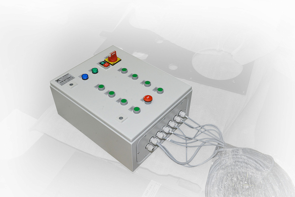 Гидростанция CTR-KV-C0061 для протекторного агрегата "Дуплекс", используемого на шинном комбинате