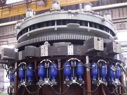 Агрегат заправки азотом CTR-KV1050-4.1 для гидроаккумуляторов прижимов дробилки КМД-3000/800