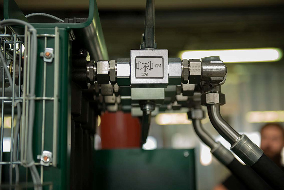 Гидравлический привод с САУ для агрегата HTA-2 (CTR-KV-B2123 + CTR-KV-C0325)