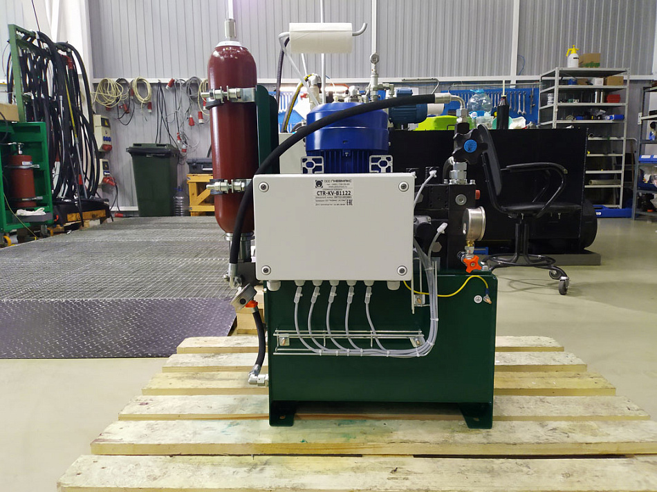 Гидростанция CTR-KV-B1122 для поджима нажимных валков стана винтовой прокатки