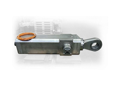 Специальный цилиндр HC3L-260/200-0850 для формирующего ролика моталки металлургического листопрокатного стана