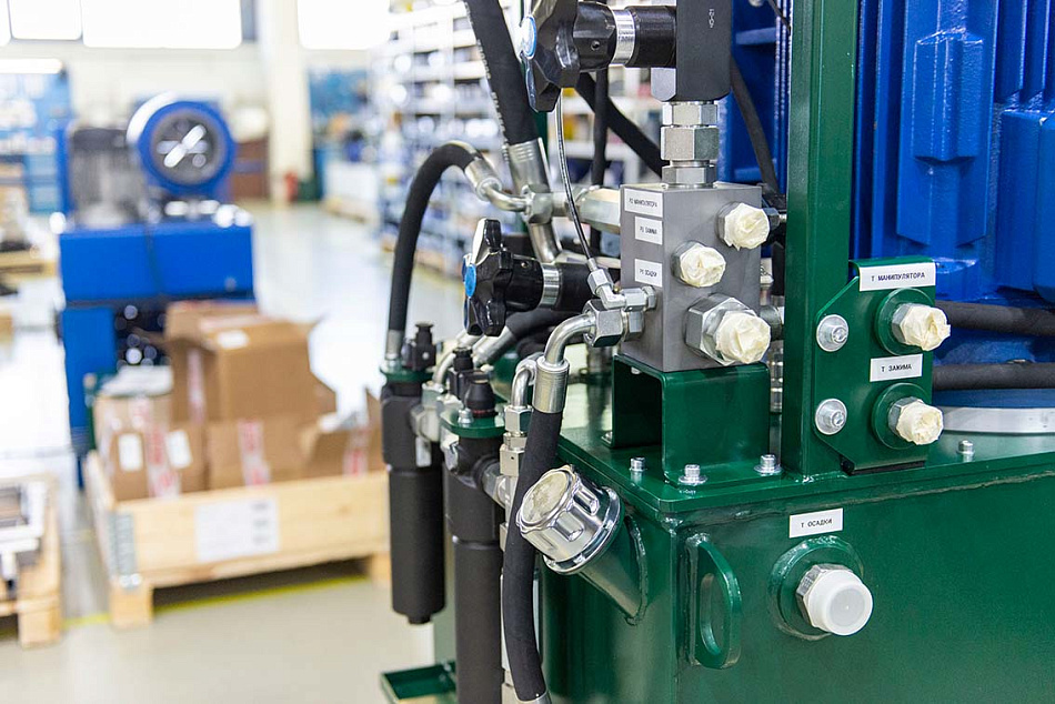 Гидростанция CTR-KV-B1676-2 для подвесной рельсосварочной машины