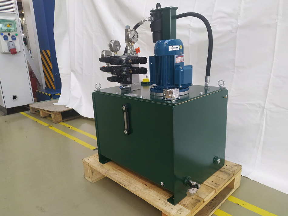 Гидростанция CTR-KV-B1212 для станка 1РС1000Б