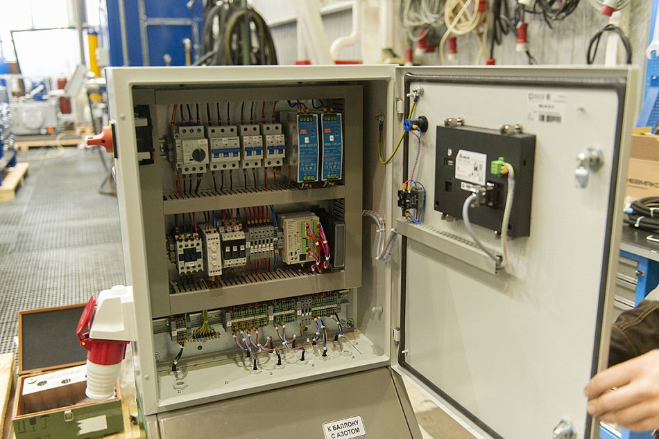 CTR-KV-C0289 - Мобильная станция заправки гидроаккумуляторов азотом с автоматизированной системой управления