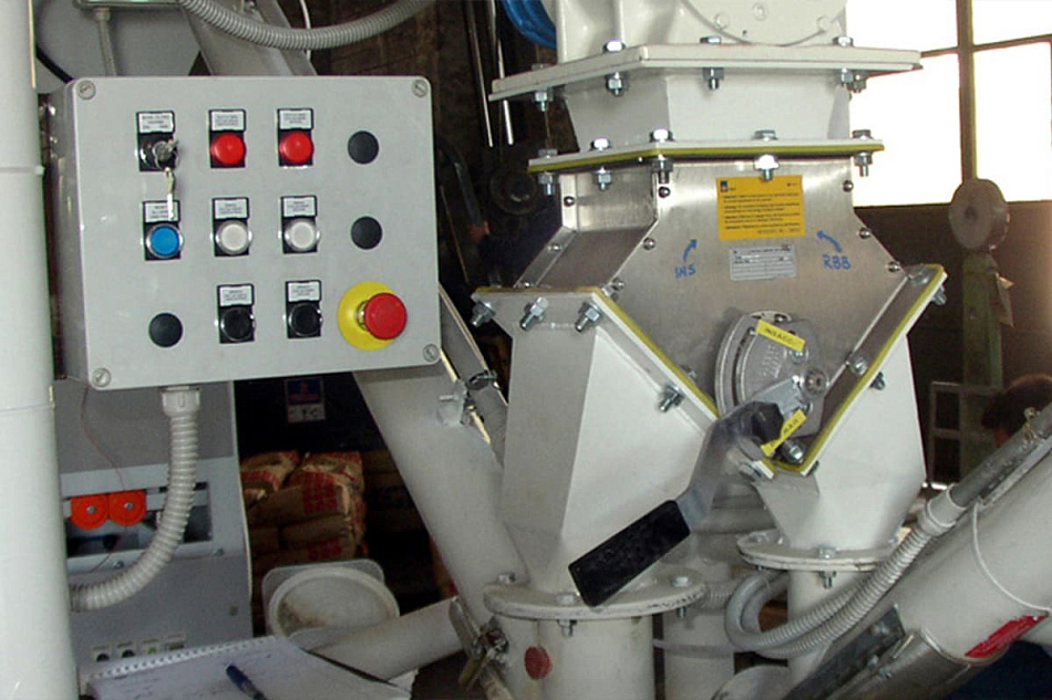 Гидростанция CTR-KV-B1082 для привода шиберных затворок бетонного завода