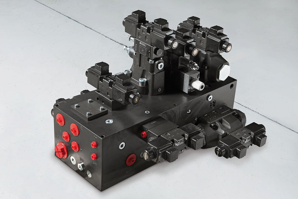 Гидравлические системы для прессов горячей и холодной штамповки