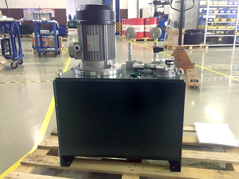 Гидростанция CTR-KV-B0918 для станочного оборудования. Аналог гидростанции 10/15-2,2Г48-2