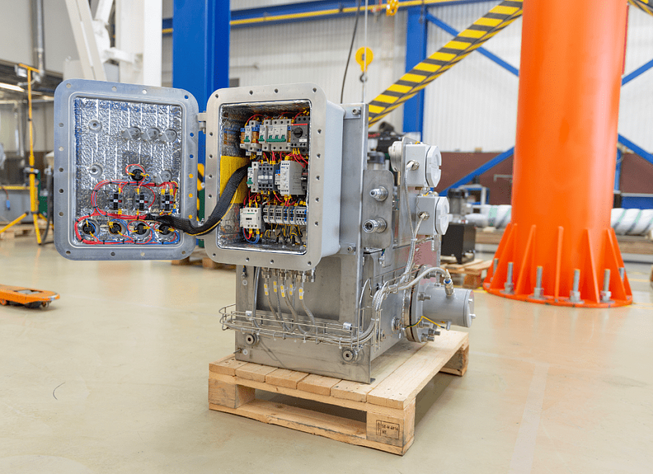 CTR-KV-B1588. Гидростанция для обогрева лубрикатора
