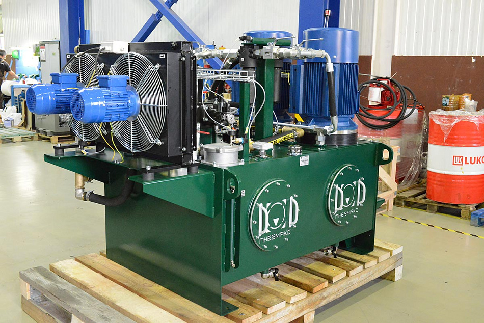 Гидростанция CTR-KV-B0693 для управления приводами оборудования шихтоподачи комплекса доменной печи