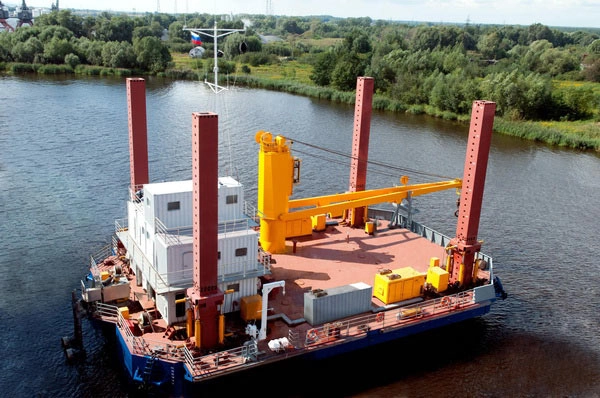 Гидроцилиндры и гидросистема подъемной опоры самоподъемной модульной площадки СМП-03