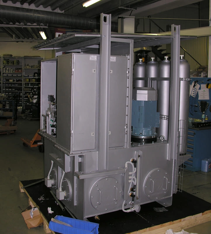 Гидросистема CTR-KV1121 позиционера для подачи груженых полувагонов для разгрузки в вагоноопрокидыватель