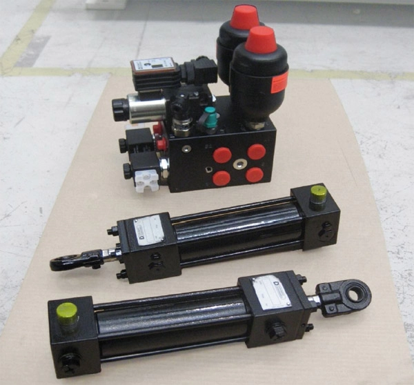  Гидросистема для гироскопического успокоителя качки