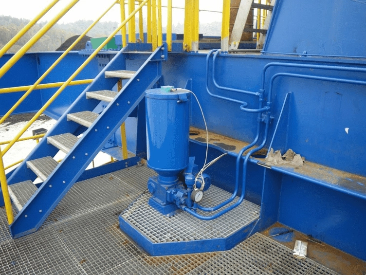 Автоматическая централизованная система смазки CTR-KV-L0055 для карьерных экскаваторов