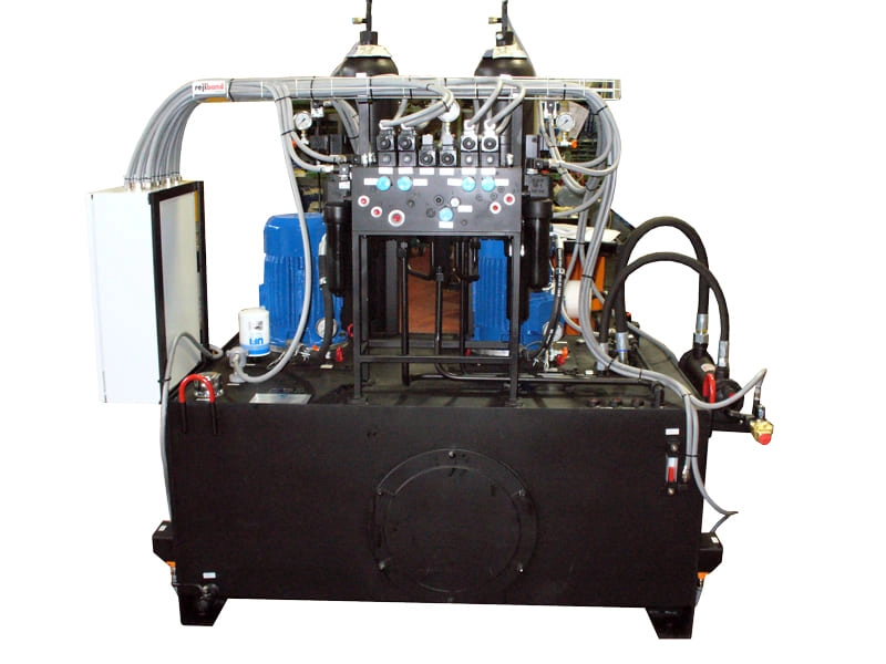 Маслостанция 0297744 гидропривода шиберных затворов сталеразливочных ковшей на негорючих рабочих жидкостях установки непрерывной разливки стали в конвертерном производстве