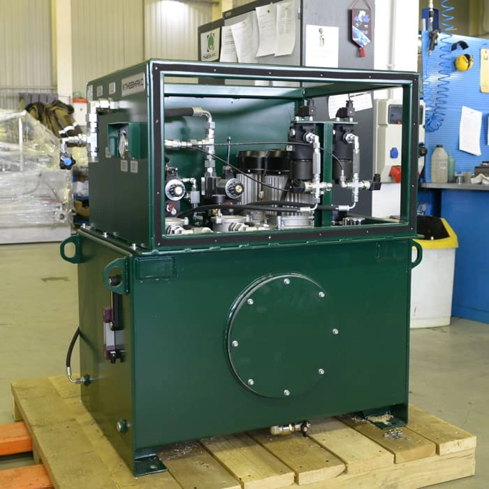 Гидростанция CTR-KV-B0101 для управления гидроцилиндром привода диафрагмы последней ступени паровой турбины