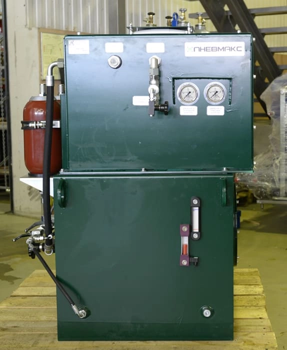 Гидростанция CTR-KV-B0101 для управления гидроцилиндром привода диафрагмы последней ступени паровой турбины