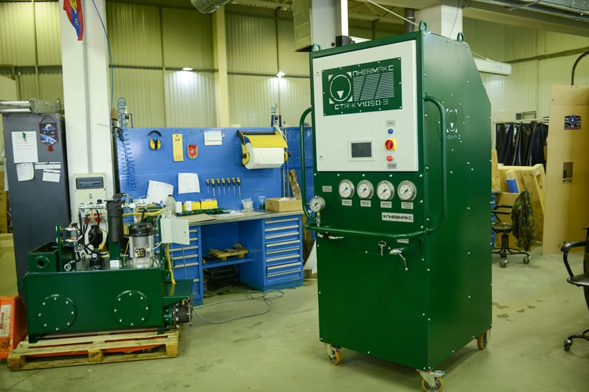 Зарядное устройство для пневмогидравлических аккумуляторов CTR-KV-1050-3