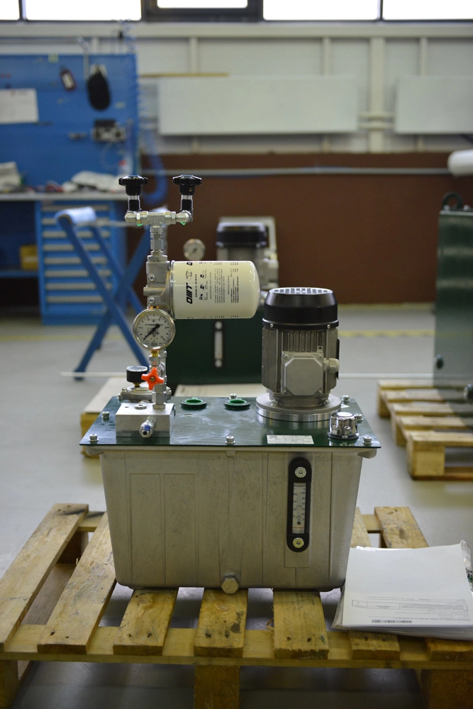 Гидростанция CTR-KV-A0547 для системы смазки редукторов металлообрабатывающего оборудования