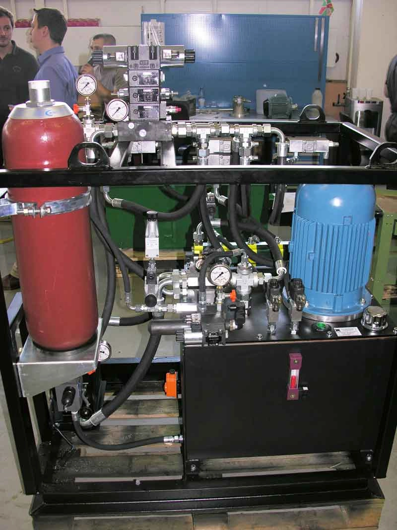 Гидростанция CTR-KV0919 для стенда проверки геометрии сварных труб