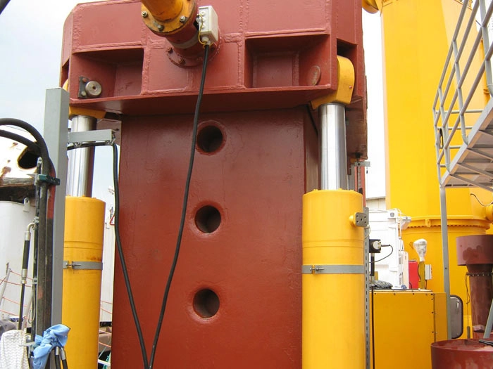 Гидроцилиндры и гидросистема подъемной опоры самоподъемной модульной площадки СМП-03