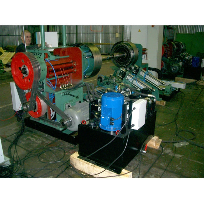 Гидропривод пресса для вулканизации ВГ-2-170М2