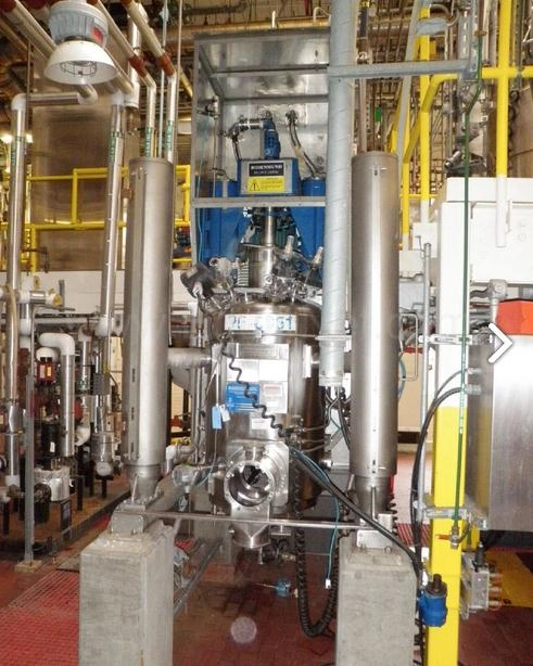 Гидропривод фильтра-осушителя с мешалкой во взрывобезопасном исполнении