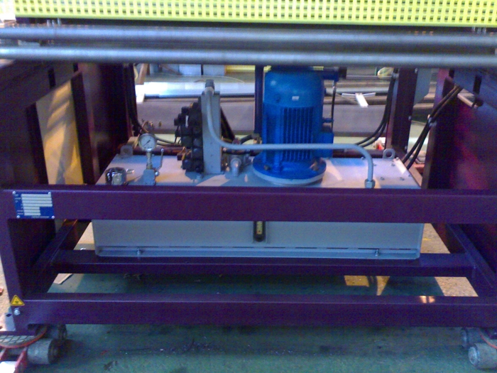 Гидростанция станка Master Prof для сборки прямоугольных воздуховодов CTR-KV0062