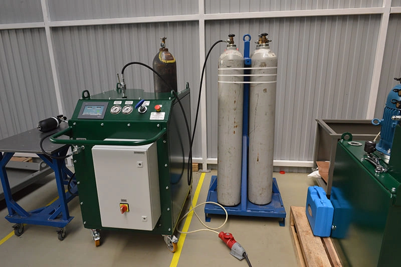 Агрегат заправки азотом CTR-KV1050-2-1 для гидроаккумуляторов кузнечно-прессового оборудования
