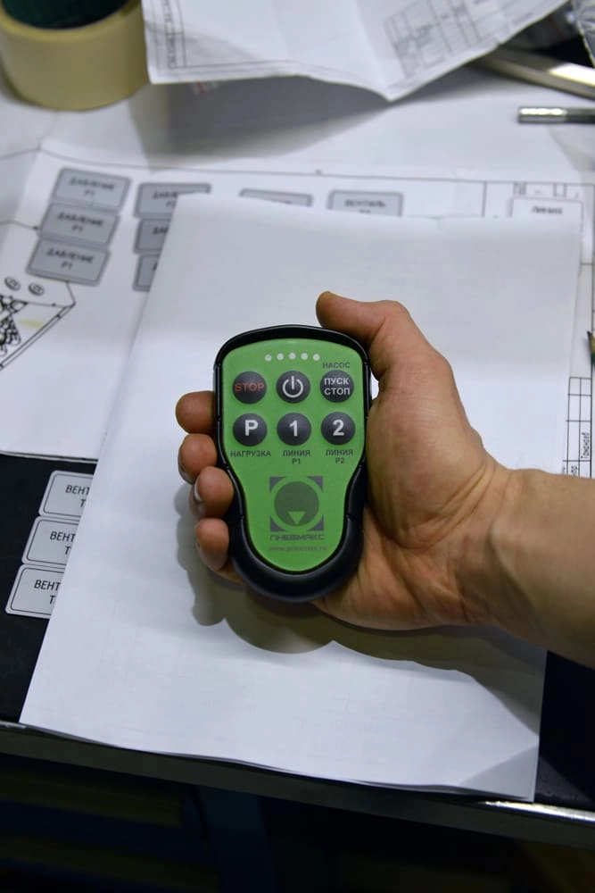 Гидростанция CTR-KV-C0101 для проведения заправки изделий рабочей жидкостью и их испытания