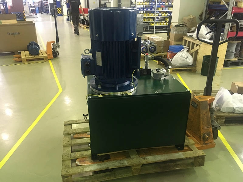 Гидростанция CTR-KV-B1054 для правильного пресса, используемого для правки геометрии элементов трубопроводов