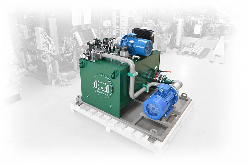 Станция CTR-KV-B0817 для фанерного пресса усилием 600 тс (производства Днепропетровского завода тяжелых прессов)