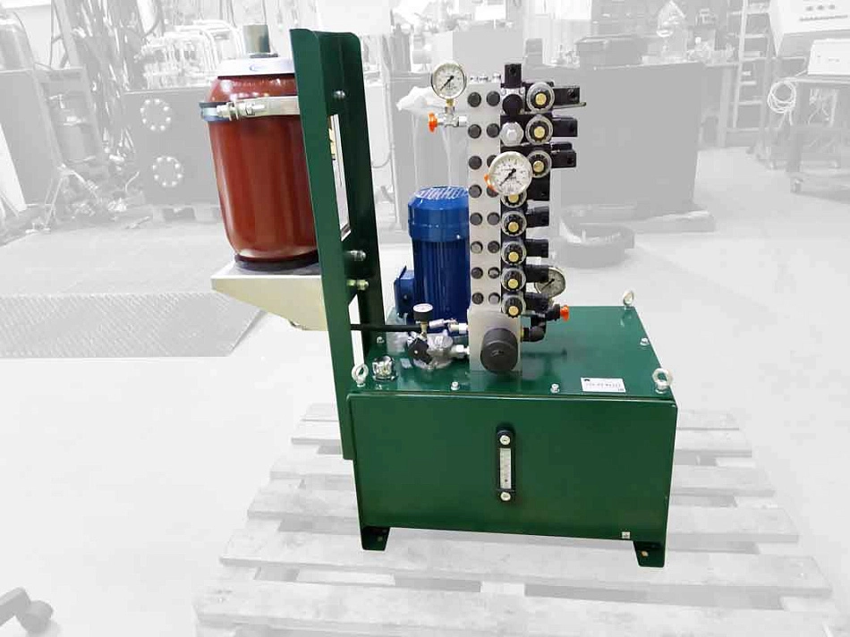 Гидростанция CTR-KV-B1317 для зубошлицефрезерного станка СТШ 1500