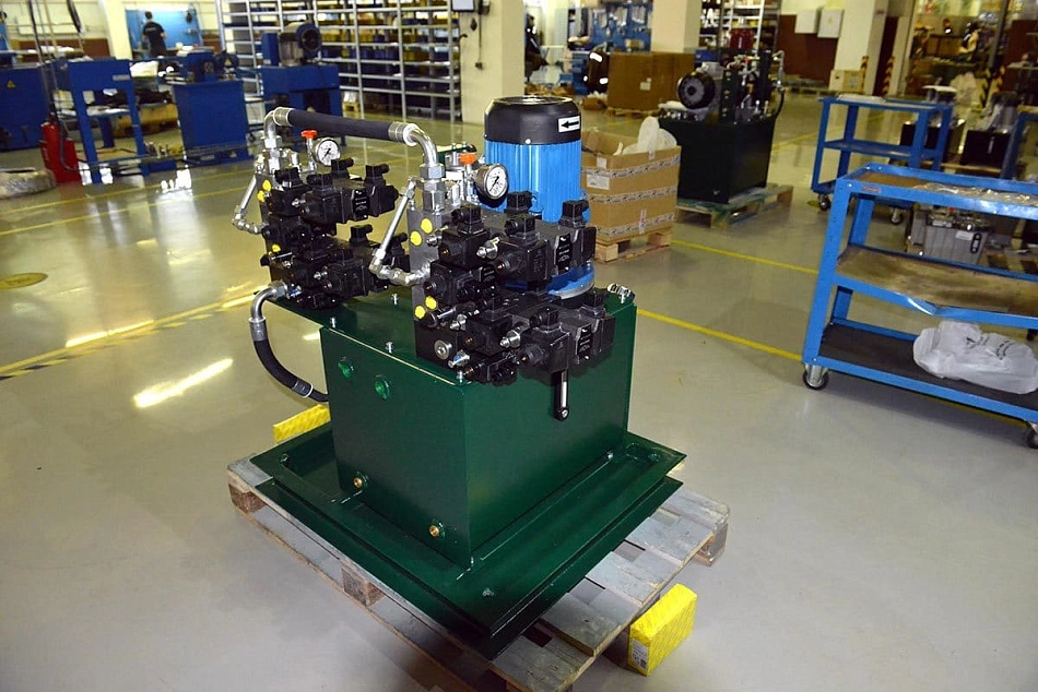 Гидростанция CTR-KV1222-М для станка для сборки покрышек СПД2-660-900М1 (321.433)