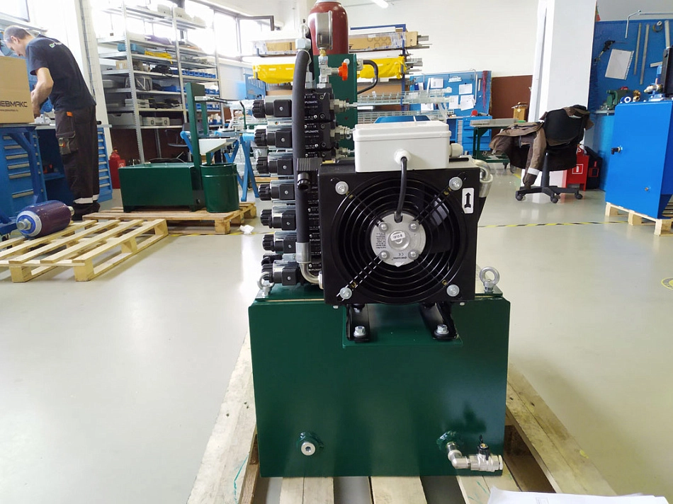 Гидростанция CTR-KV-B1135 для линии по производству бумажных изделий