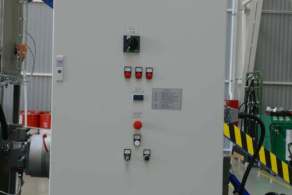 Гидростанция CTR-KV-С0001 для испытания линейных гидроприводов специзделий