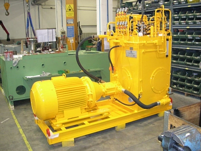 Гидропривод судового крана API-2C с системой Load-Sensing CTR-0295769
