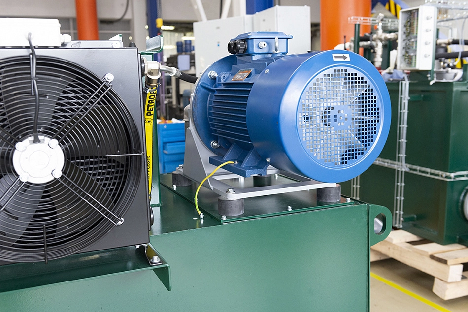 Гидростанция CTR-KV-B1157 для привода механизмов роторно-наклонной печи