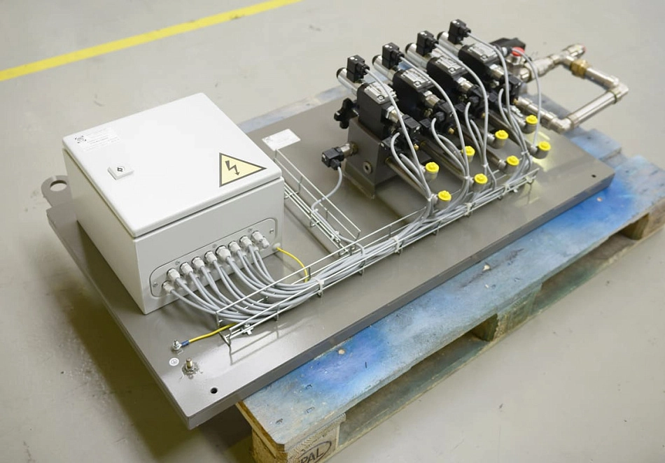 Гидростанция CTR-KV-D0035 для системы подачи рабочей жидкости высокого давления для возбуждения колебаний стенда Т14-01Б