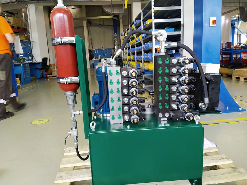 Гидростанция CTR-KV-B1135 для линии по производству бумажных изделий