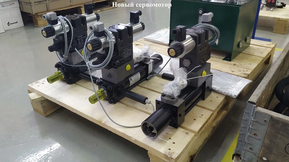 Замена сервомотора Woodward VariStroke-I (VS-I) и маслонапорной установки на паровой турбине M100-B80. CTR-KV-B1675