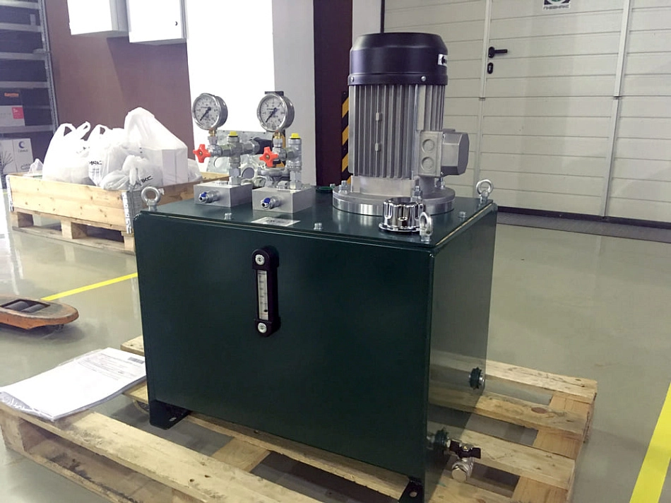 Гидростанция CTR-KV-B0918 для станочного оборудования. Аналог гидростанции 10/15-2,2Г48-2