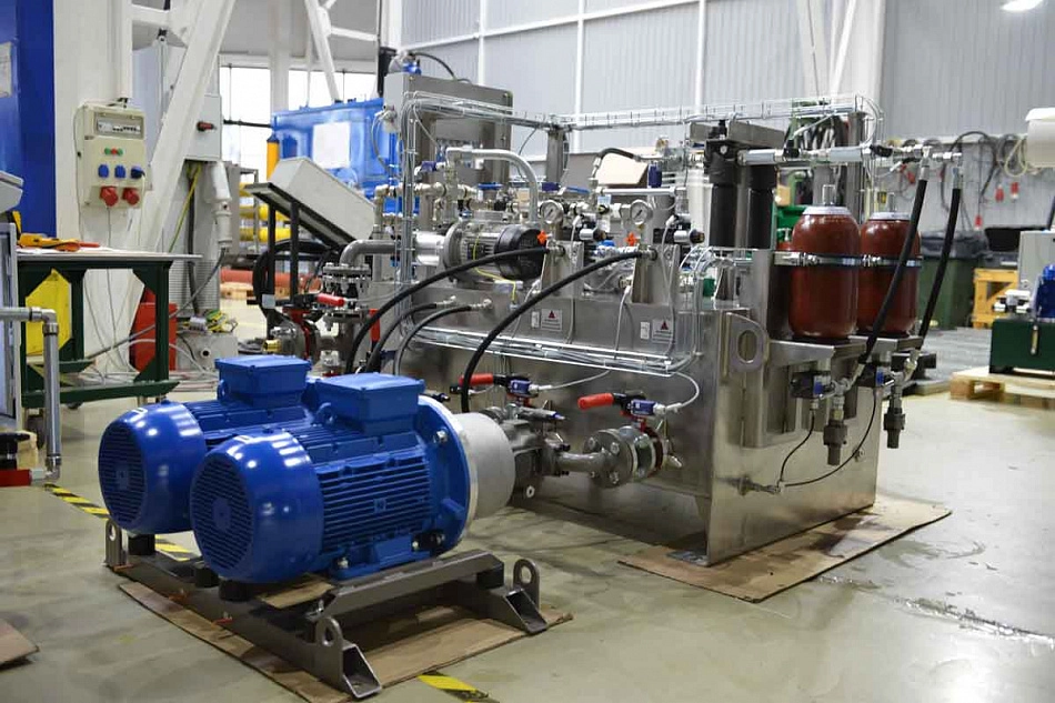 Гидростанция CTR-KV-C0153 для установки системы изменения ширины сечения кристаллизатора во время разливки стали