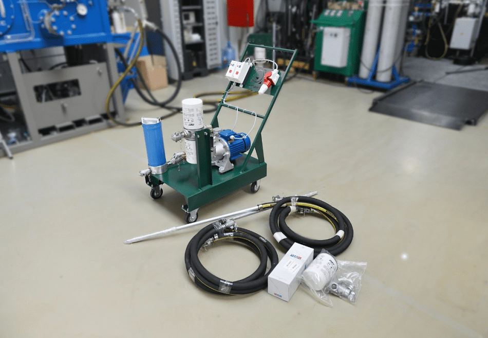 Станция очистки гидравлического масла от воды и механических примесей CTR-KV2002-4_2-DBL_380