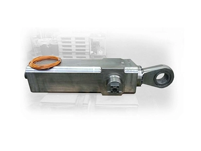 Специальный цилиндр HC3L-260/200-0850 для формирующего ролика моталки металлургического листопрокатного стана