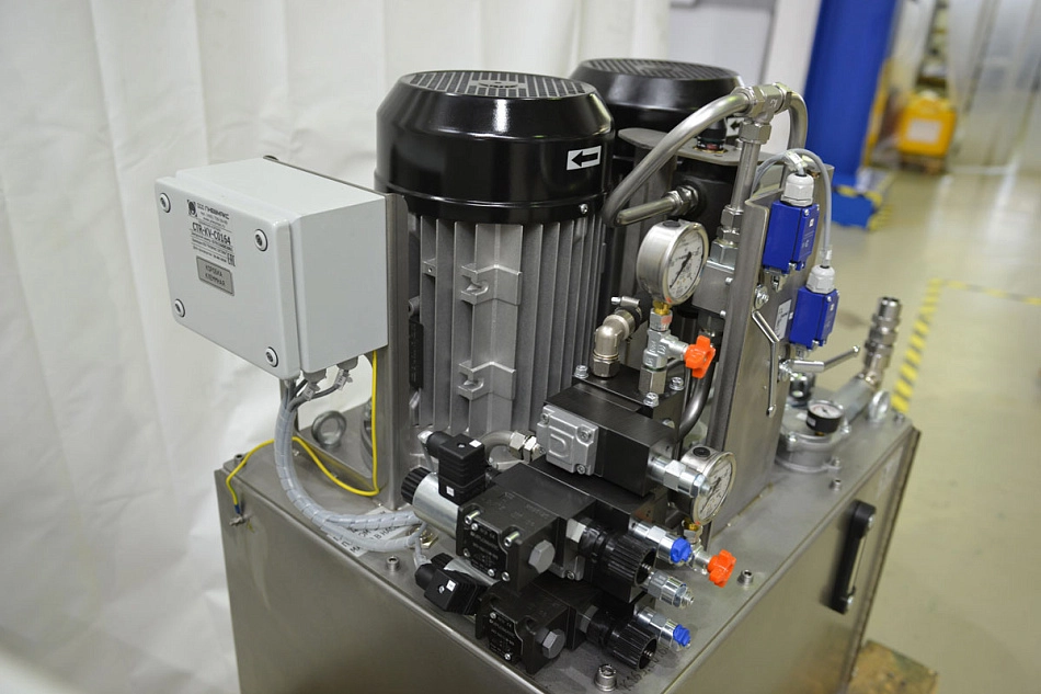 Гидростанция CTR-KV-C0164 для стенда настройки кристаллизатора