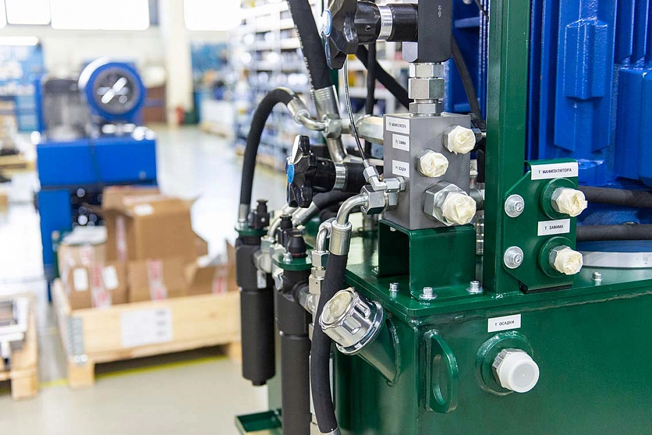 Гидростанция CTR-KV-B1676-2 для подвесной рельсосварочной машины