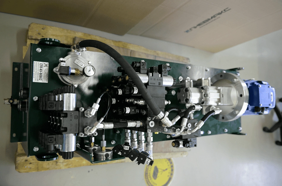 Гидростанция CTR-KV-B0862 для вулканизационного пресса на 4 варочные камеры