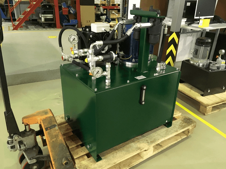 Гидростанция CTR-KV-B1038 для механизированного комплекса для абразивной очистки отливок 99913М