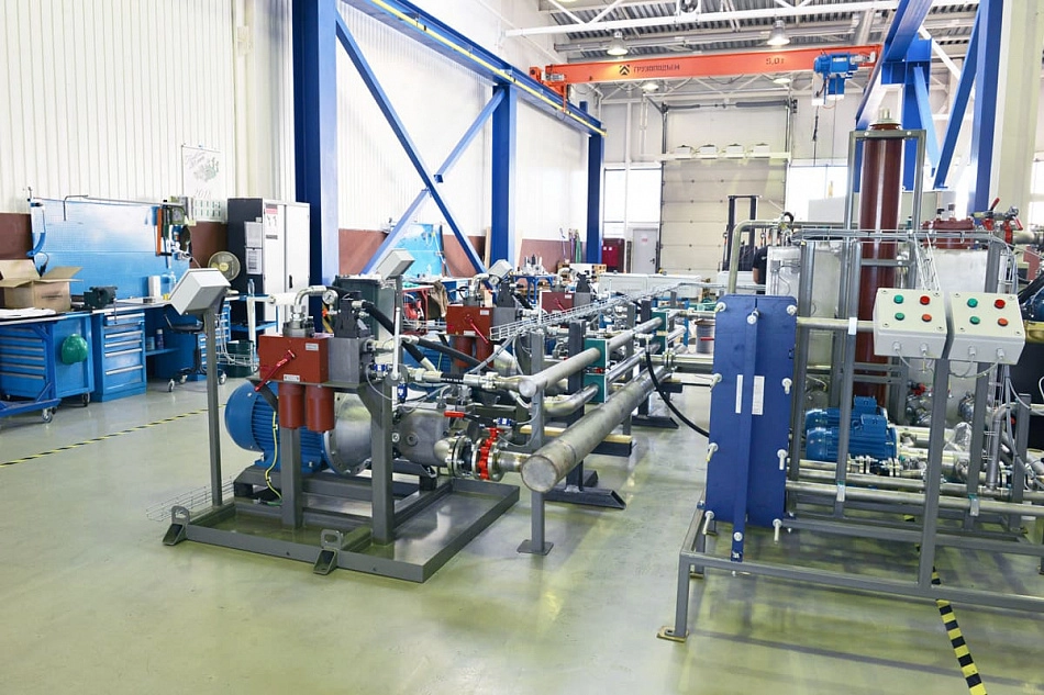 Гидростанция CTR-KV-D0040 для механизма загрузки слябов стана 2000